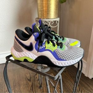 Nike unisex renew elevate basketball shoe size 7.5